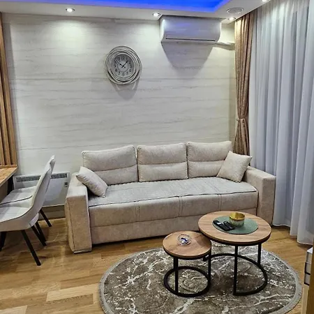 Apartament Hill Isidorovic