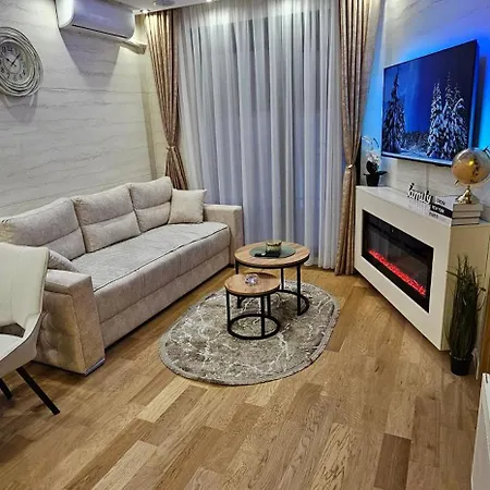 Apartament Hill Isidorovic *